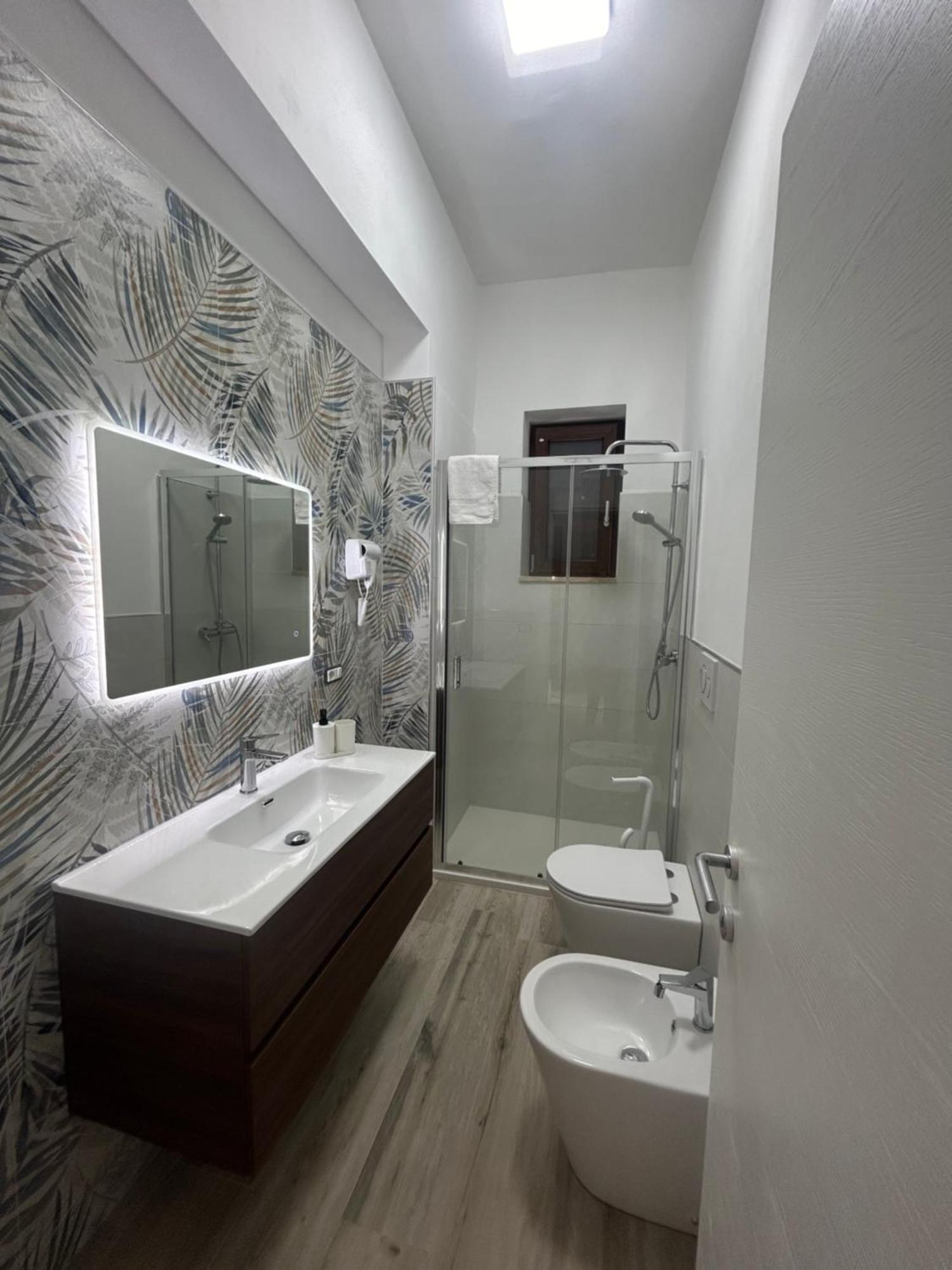 Casa Vacanze Nina Торре-Ово Экстерьер фото