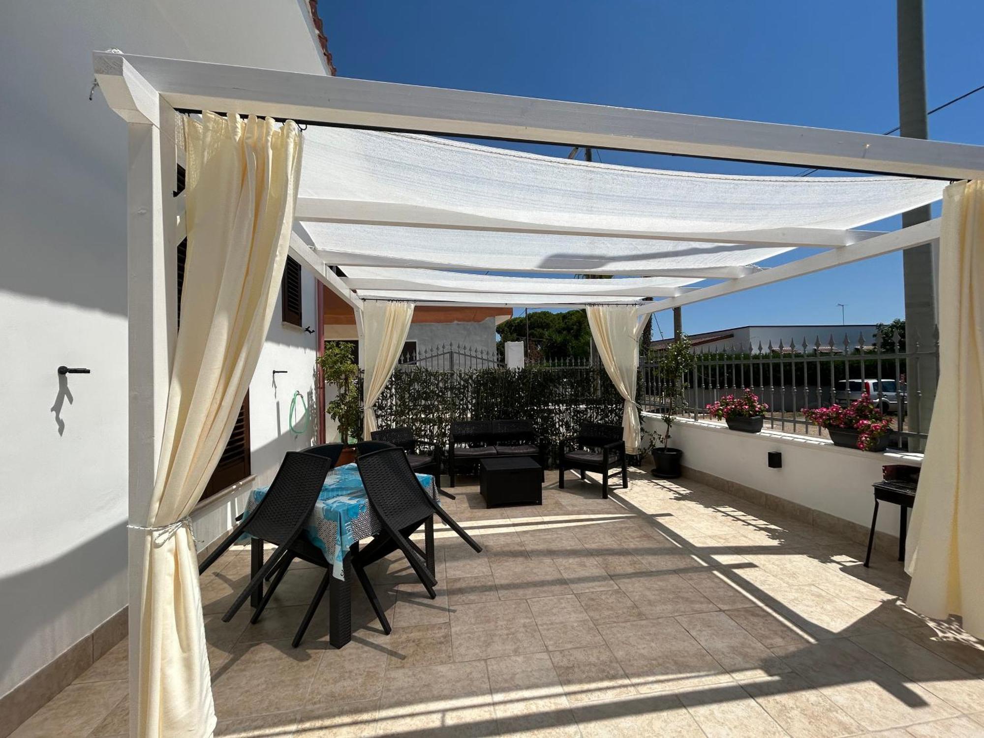Casa Vacanze Nina Торре-Ово Экстерьер фото